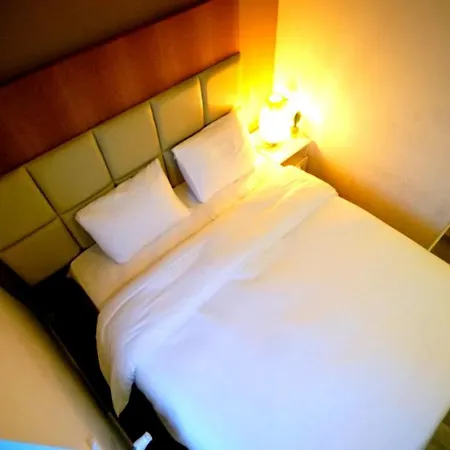 Flox Hotel 2*